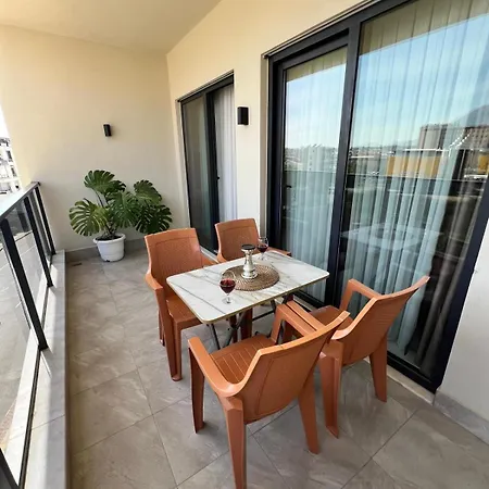 Eden Valley Luxury אלאניה